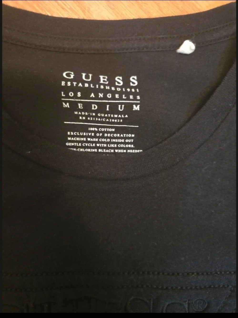Guess Black Short Sleeve Embroidered Logo Tee - Picture 4 of 4